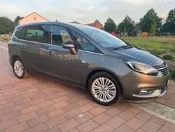 Grau Gebraucht 2016 Opel Zafira Tourer Innovation Van / Kleinbus | 8.600 € (Guter Preis)
