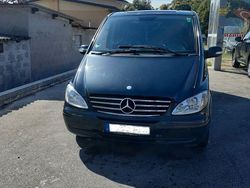 Schwarz Gebraucht 2006 Mercedes Viano Van / Kleinbus | 8.500 € (Fairer Preis)