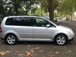 Grau Gebraucht 2024 VW Golf Van / Kleinbus | 2.600 €