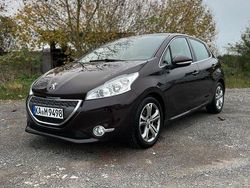 Schwarz Gebraucht 2013 Peugeot 208 Allure Kleinwagen | 7.150 € (Fairer Preis)