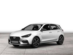 Weiß Gebraucht 2021 Hyundai i30 N Line Limousine | 18.890 € (Etwas zu teuer)