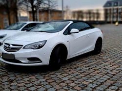 Weiß Gebraucht 2017 Opel Cascada Ultimate Cabrio | 14.300 € (Fairer Preis)