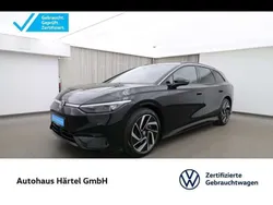 Grenadillschwarz (black), metallic Gebraucht 2024 VW ID.7 Pro Limousine | 53.500 € (Teuer)