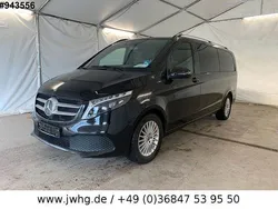 Black metallic Gebraucht 2024 Mercedes V300 Van / Kleinbus | 49.480 €