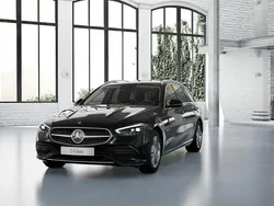 Unilack schwarz Gebraucht 2022 Mercedes C300e Avantgarde Kombi | 29.900 € (Etwas zu teuer)