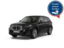 Black sapphire metallic Neu 2024 BMW iX1 M Sport SUV | 53.936 € (Etwas zu teuer)