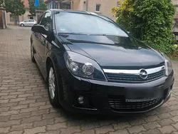 Schwarz Gebraucht 2009 Opel Astra GTC Coupé | 4.990 € (Etwas zu teuer)