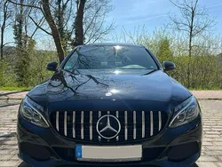 Schwarz Gebraucht 2017 Mercedes C220 Limousine | 21.000 € (Fairer Preis)