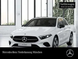 Weiß Gebraucht 2025 Mercedes A250 Progressive Limousine | 40.890 € (Etwas zu teuer)