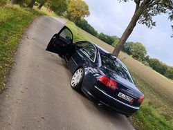 Blau Gebraucht 2004 Audi A8 Limousine | 2.500 €