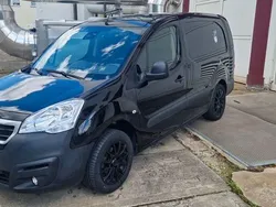 Schwarz Gebraucht 2017 Peugeot Partner Van / Kleinbus | 8.200 € (Guter Preis)