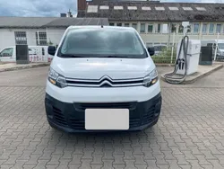 Weiß Gebraucht 2021 Citroën Jumpy Van / Kleinbus | 11.900 €