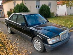 Schwarz Gebraucht 1990 Mercedes 190 Limousine | 4.200 €