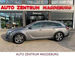 Silber Gebraucht 2016 Opel Insignia Limousine | 11.950 €
