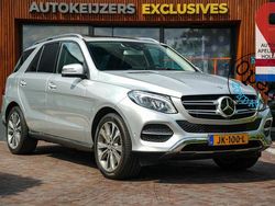 Iridium silver metallic fini Gebraucht 2015 Mercedes GLE500 SUV | 26.757 €
