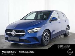 Lack spektralblau Gebraucht 2024 Mercedes B200 Progressive Van / Kleinbus | 31.470 € (Fairer Preis)