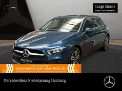 Blau Gebraucht 2021 Mercedes A250 Limousine | 24.490 € (Guter Preis)
