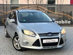 Silber Gebraucht 2011 Ford Focus Titanium Limousine | 3.490 € (Superpreis)