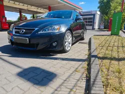 Grau Gebraucht 2011 Lexus IS250 Executive Line Limousine | 9.500 €