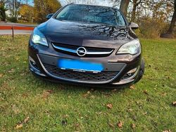 Braun Gebraucht 2014 Opel Astra Kombi | 5.799 € (Fairer Preis)