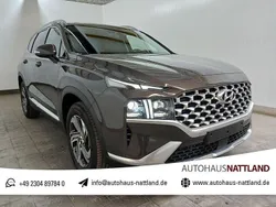 Taiga brown / mic Gebraucht 2023 Hyundai Santa Fe Trend SUV | 36.950 € (Guter Preis)