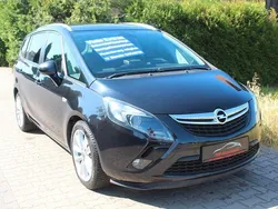 Schwarz Gebraucht 2015 Opel Zafira Tourer Innovation Van / Kleinbus | 8.980 € (Fairer Preis)