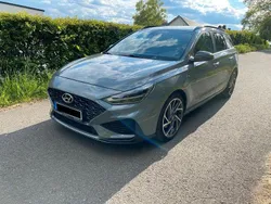 Grau Gebraucht 2021 Hyundai i30 N Line Kombi | 21.400 € (Etwas zu teuer)
