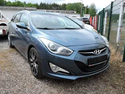 Blue spirit / mic Gebraucht 2014 Hyundai i40 Premium Kombi | 12.400 € (Etwas zu teuer)
