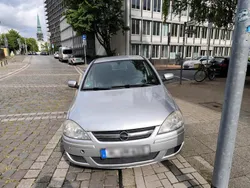Silber Gebraucht 2006 Opel Corsa Kleinwagen | 2.000 € (Guter Preis)