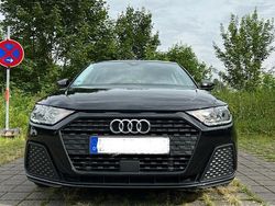 Schwarz Gebraucht 2023 Audi A1 Sportback Kleinwagen | 17.399 € (Superpreis)