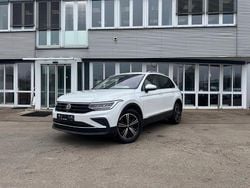 Weiß Gebraucht 2022 VW Tiguan Active SUV | 20.900 € (Superpreis)