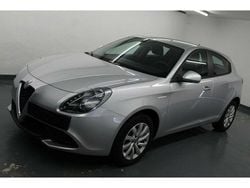 Silber Gebraucht 2021 Alfa Romeo Giulietta Kleinwagen | 17.999 €
