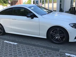 Weiß Gebraucht 2018 Mercedes 220 AMG Coupé | 37.600 €