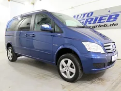 Blau Gebraucht 2012 Mercedes Viano Edition Van / Kleinbus | 20.950 € (Teuer)