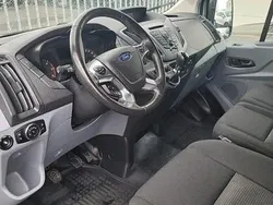 Grau Gebraucht 2016 Ford Transit Van / Kleinbus | 18.200 €