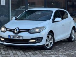 Weiß Gebraucht 2015 Renault Mégane III LIMITED Limousine | 6.000 € (Etwas zu teuer)