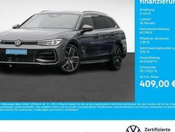 Diabasgrau metallic Gebraucht 2024 VW Passat R-line Kombi | 43.444 € (Superpreis)