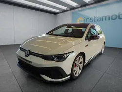 Weiß Gebraucht 2023 VW Golf VIII GTI Kleinwagen | 37.399 € (Teuer)