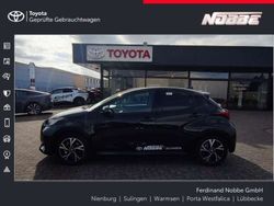 Mysticschwarz mica Gebraucht 2024 Toyota Yaris Hybrid Team Kleinwagen | 27.990 € (Teuer)