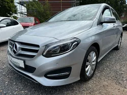 Silber Gebraucht 2016 Mercedes B180 Van / Kleinbus | 15.990 € (Guter Preis)