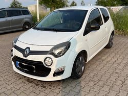 Weiß Gebraucht 2013 Renault Twingo Kleinwagen | 3.199 € (Etwas zu teuer)