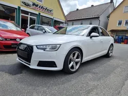 Weiß Gebraucht 2016 Audi A4 Comfort Limousine | 13.980 € (Fairer Preis)