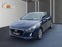 Blau Gebraucht 2017 Hyundai i30 Style Limousine | 13.900 € (Fairer Preis)