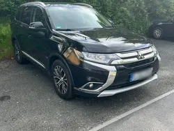 Schwarz Gebraucht 2015 Mitsubishi Outlander SUV | 11.500 €