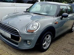 Grau Gebraucht 2018 Mini ONE Kleinwagen | 11.510 € (Fairer Preis)