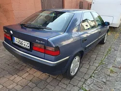 Blau Gebraucht 1997 Citroën Xantia Limousine | 2.700 €