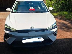 Weiß Gebraucht 2022 MG MG5 EV Luxury Kombi | 13.500 €