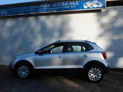 Silber Gebraucht 2015 VW Polo Cross Kleinwagen | 12.400 € (Fairer Preis)