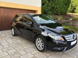 Schwarz Gebraucht 2013 Mercedes B180 Business Van / Kleinbus | 8.900 € (Fairer Preis)