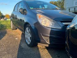 Grau Gebraucht 2010 Opel Corsa Kleinwagen | 1.700 € (Fairer Preis)